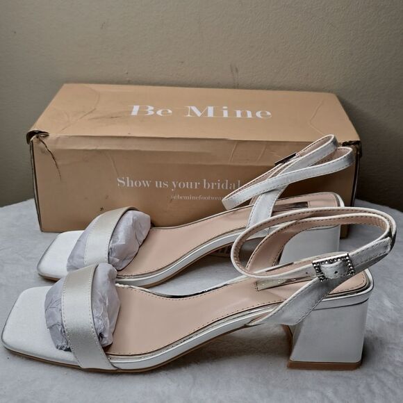 NIB Be Mine Rhinestone Buckle Satin Block Heel Sandals Sz 8 - Picture 5 of 10